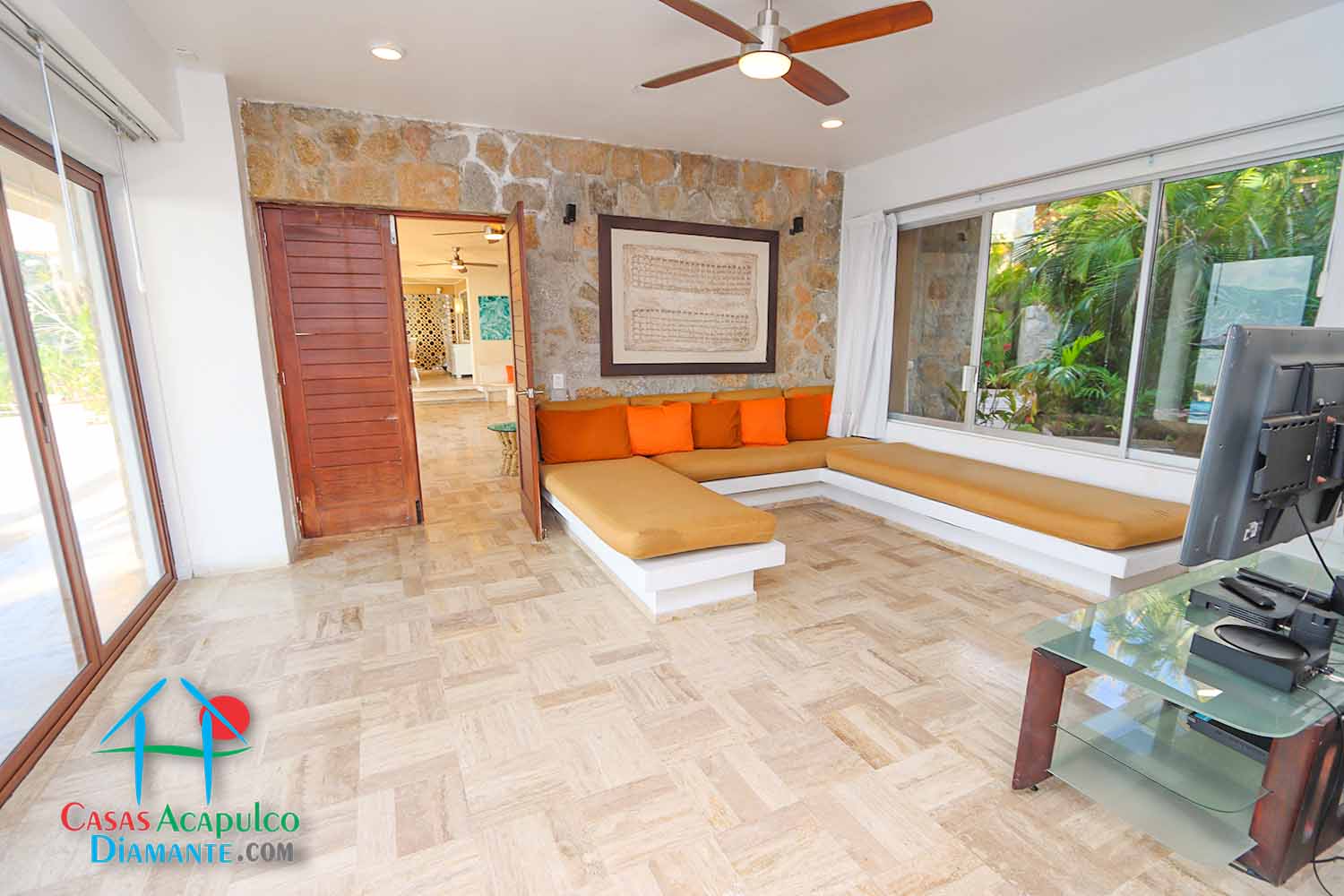 Puerta del Mar - Sala de televisión 2